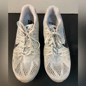 Men’s 10.5 Nike Lunerglide 7 Black and white